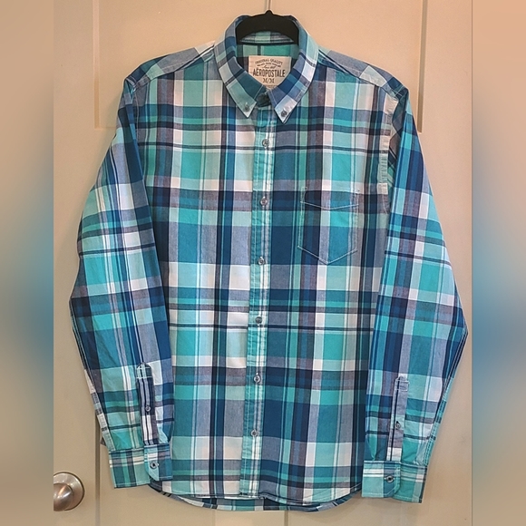 Lightly Worn! AREOPOSTALE - Mens Blue/Green Plaid Button Down Shirt- Size M - Picture 2 of 6
